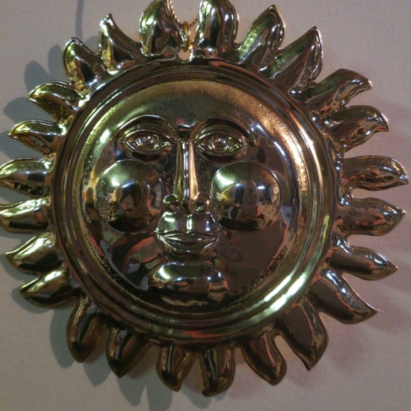 Meet your Posher, Vickie - Picture 1 of 1